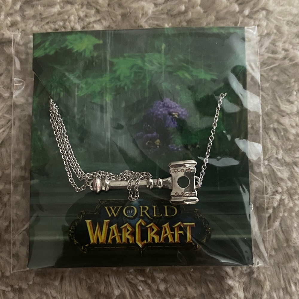 World of Warcraft Silver Necklace